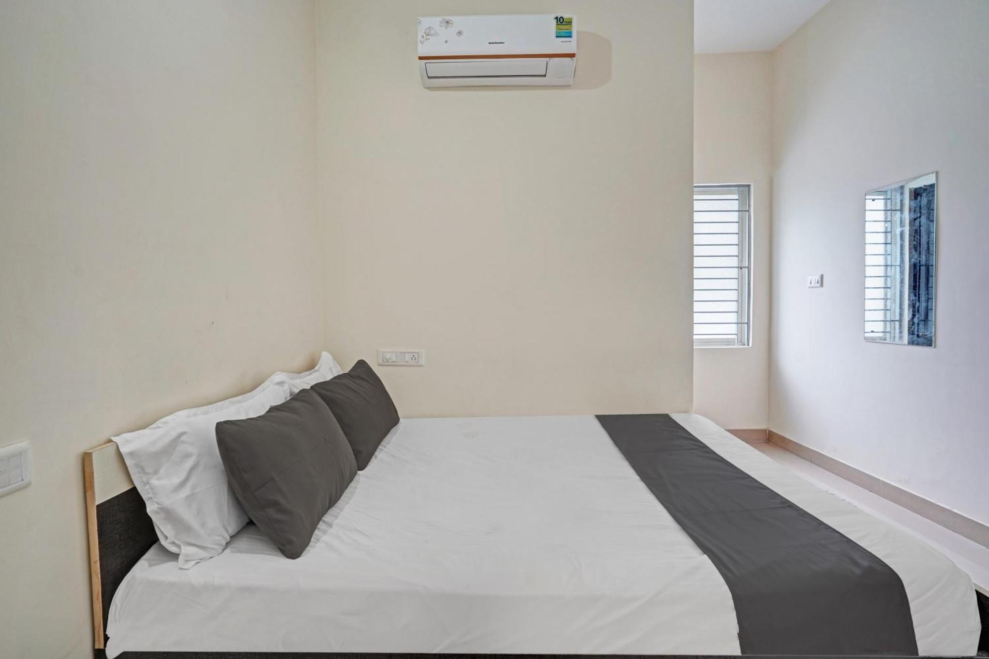 Hotel O Mg Boarding And Lodging Bangalore Exterior photo